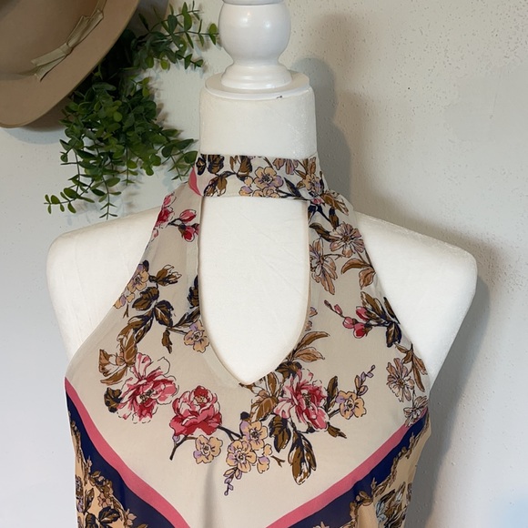 Lots of Love by Speechless-Earthy Floral Halter Boho Sleeveless Mini Dress Sz Sm - Picture 6 of 16